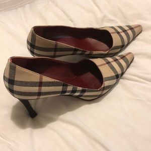 Burberry Classic Fabric Pumps -Size 9